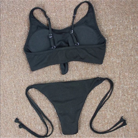 ❤️29.Black knot cheeky swimsuit - Picture 2 of 5